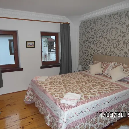 House * Sidé