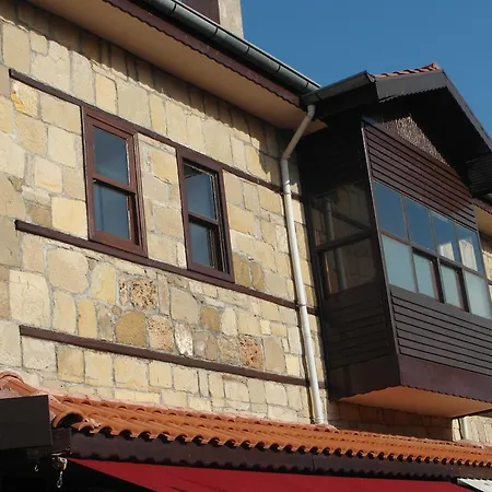 House Sidé