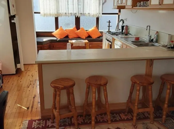 House Διαμέρισμα *