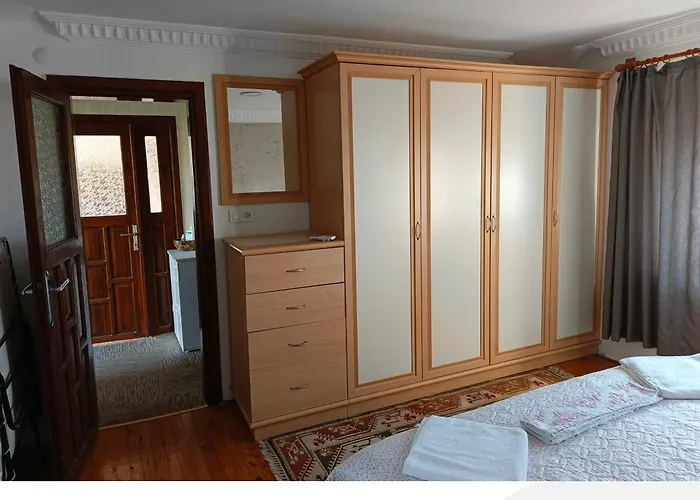 House Διαμέρισμα *